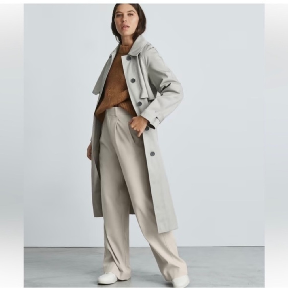 Everlane Light Gray Trench Coat & Taupe Wide-Leg Pants Outfit